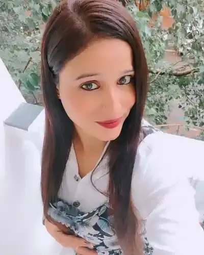 Call Girls in Magarpatta
